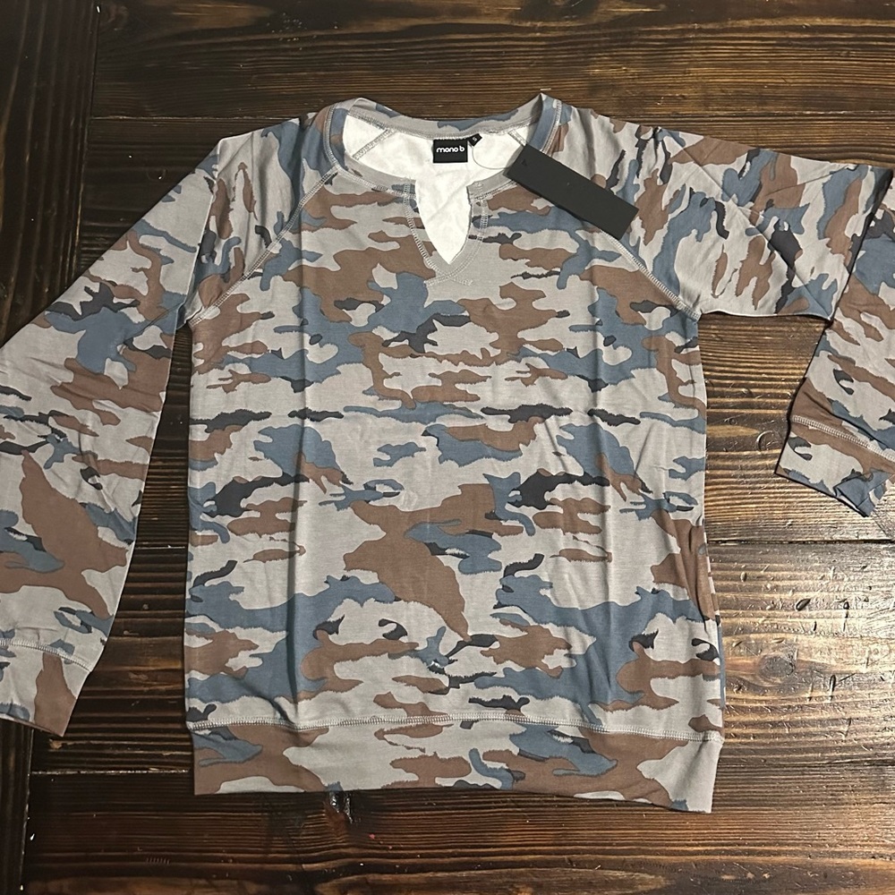 Mono B Camouflage Print  lightweight pullover